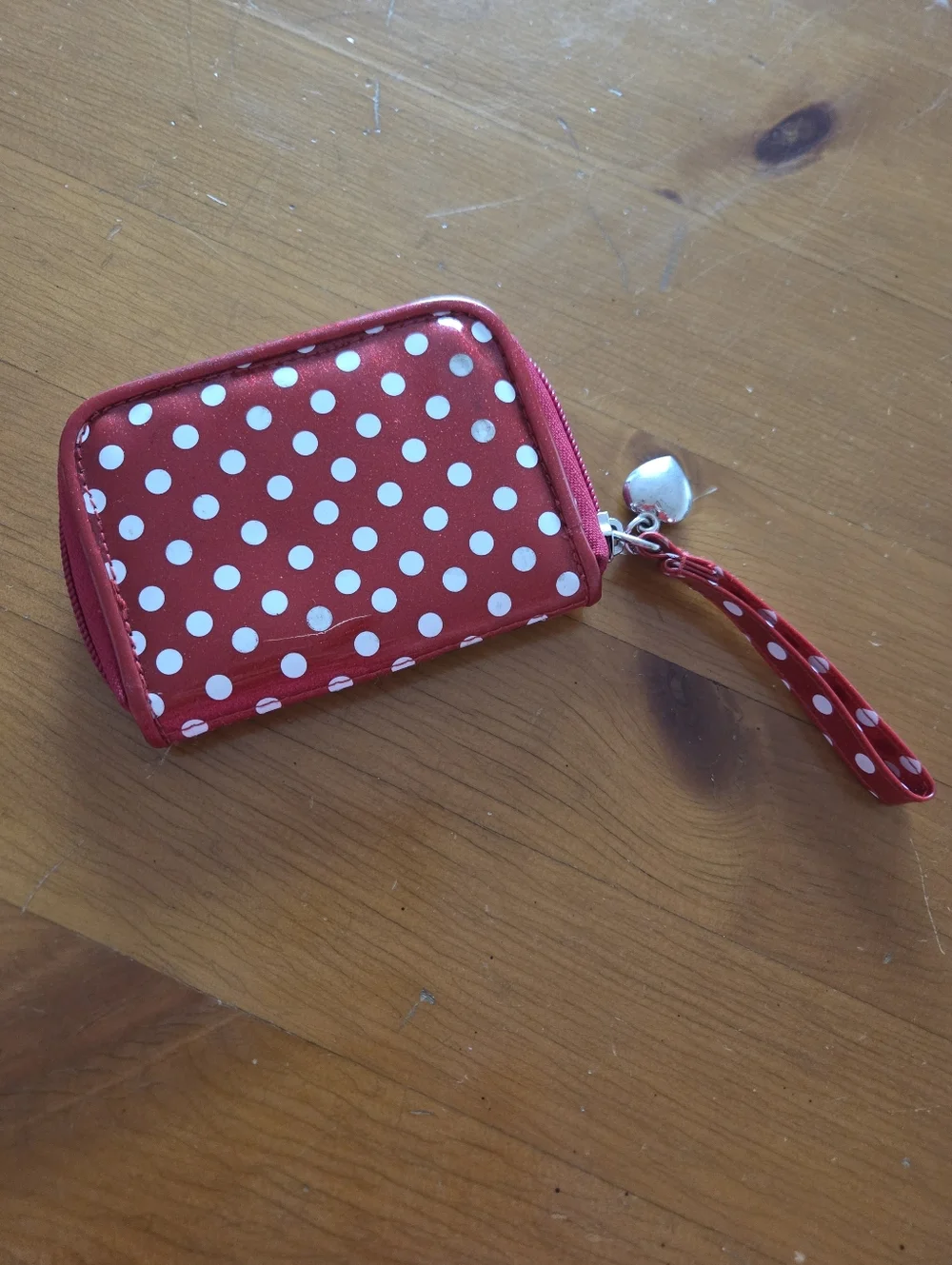 Disney Parks Minnie Mouse wristlet